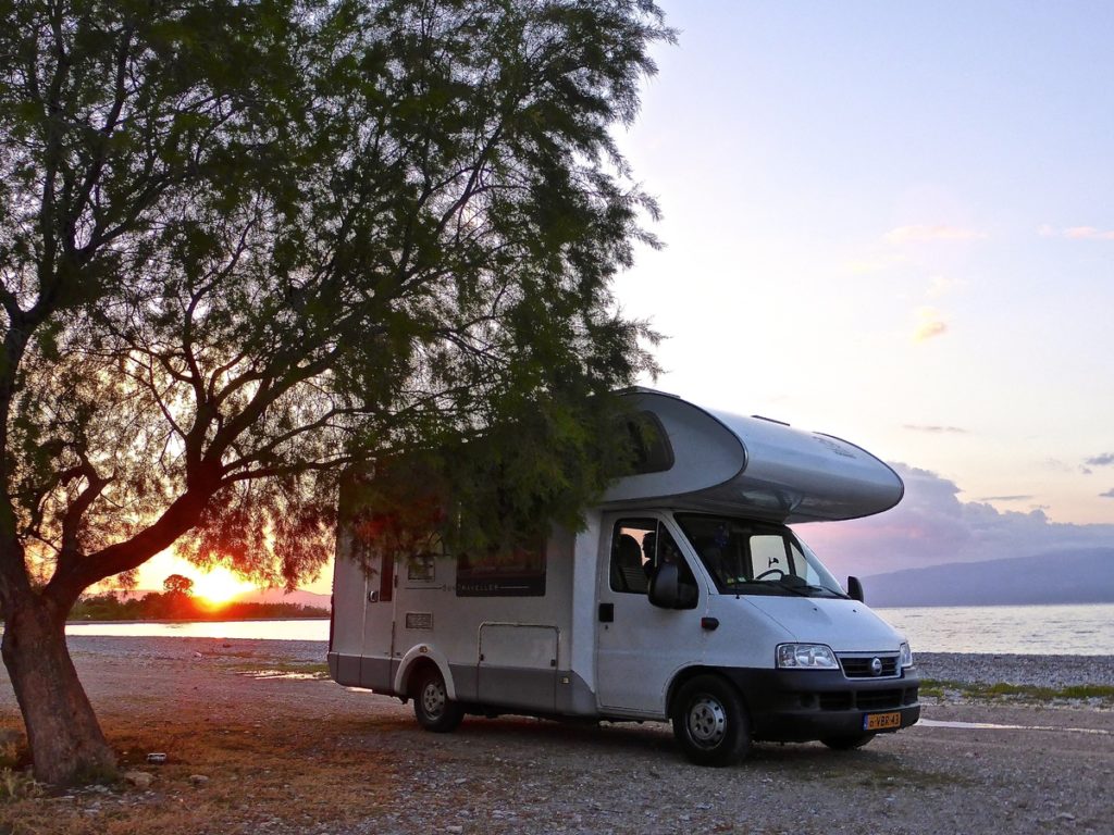 voyage-organise-seniors-camping-1