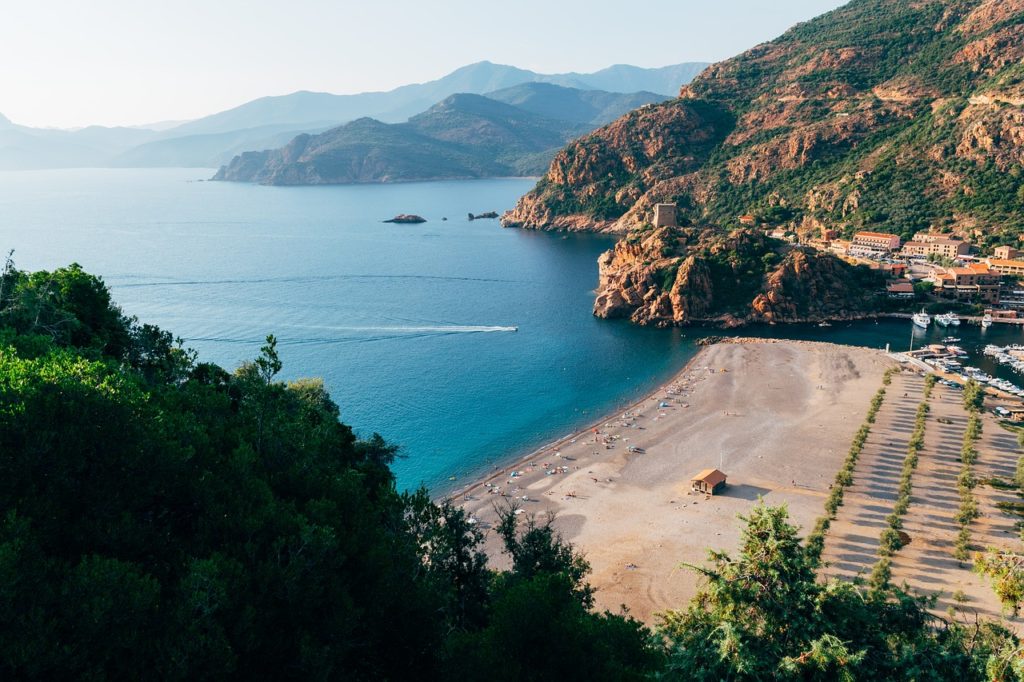 Corse-île-de-beauté-naturellement (1)