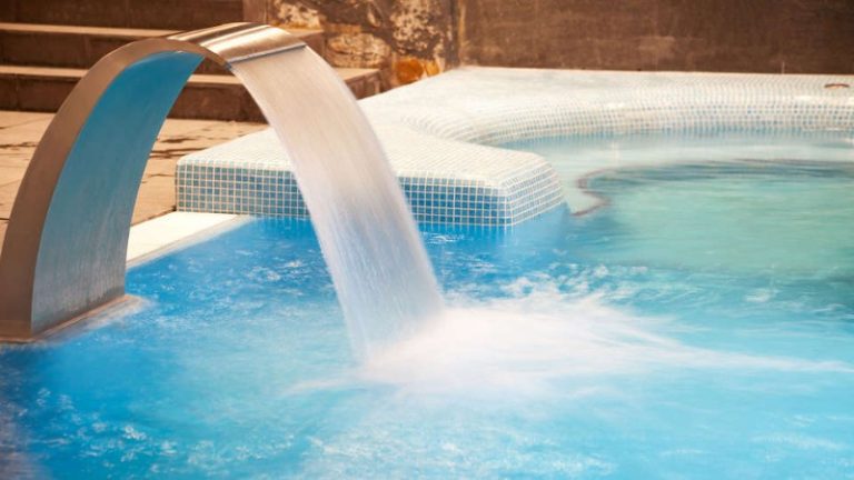 4526_1140926_960_540_FSImage_1_EDIT_SPA_JACUZZI_05