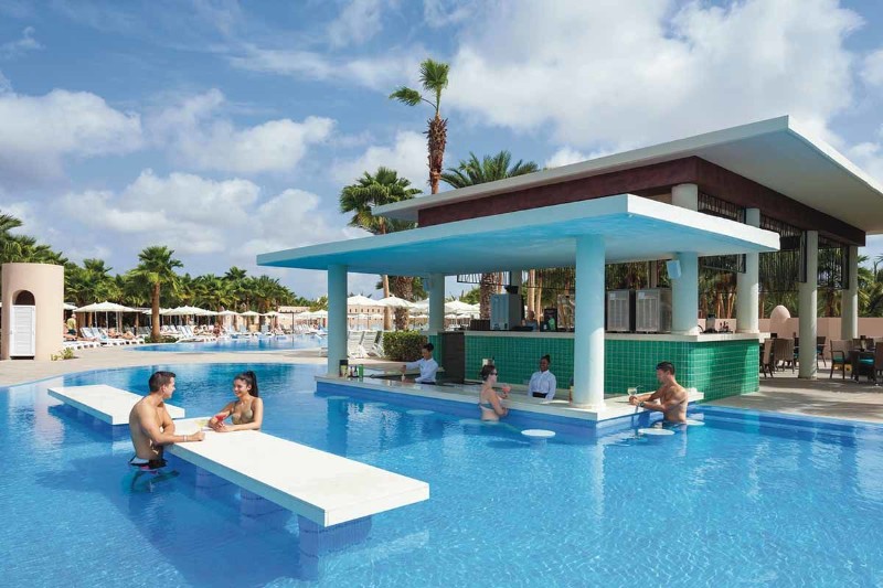 riu-palace-cabo-verde-piscine-04