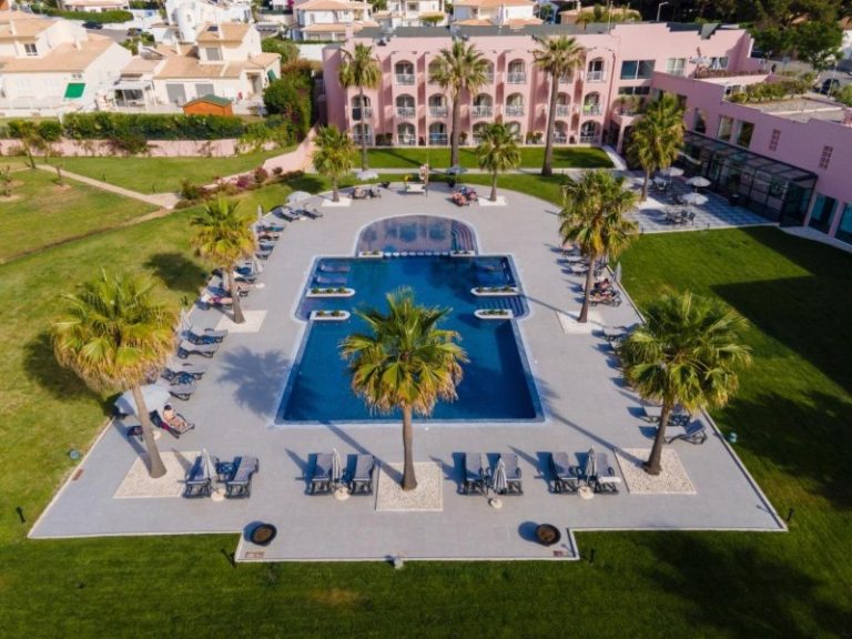 4812_Vila-Gale-Collection-Praia-Adults-Only-Hotel-Albufeira-Exterior