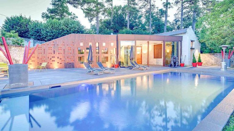 2013787_960_540_FSImage_1_EDIT_Piscine_de_nuit