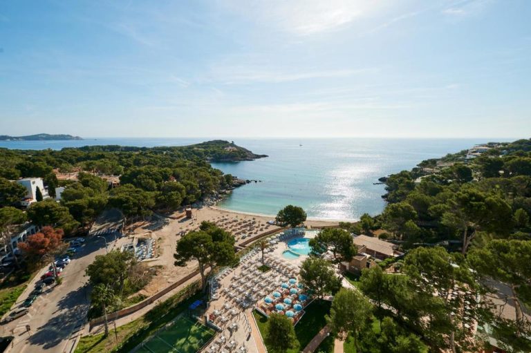 Hotel-Adult-Only-16-Alua-Soul-Carolina